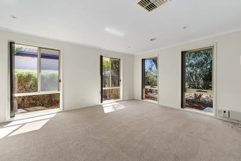 30 Charlotte Barton Street, Franklin, photo 2