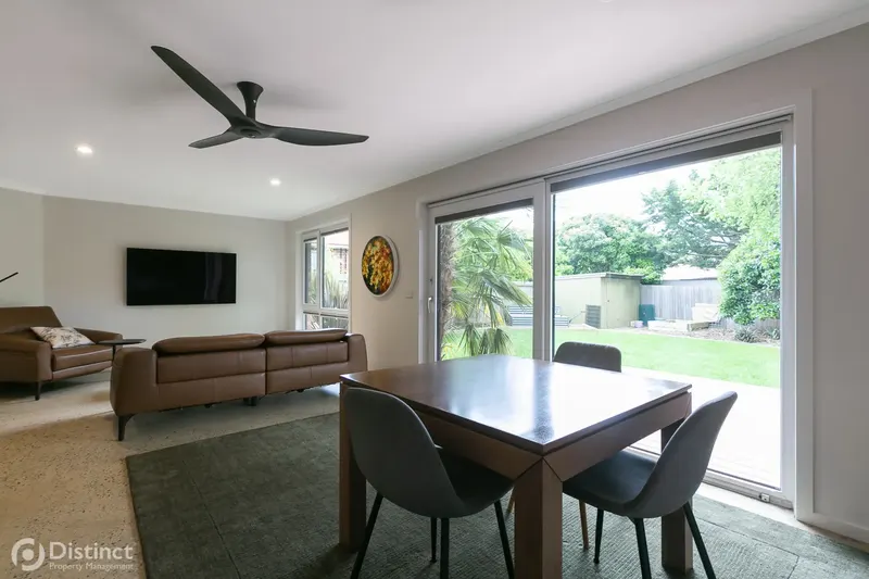 34 Dorrit Black Crescent, Lyneham, photo 6