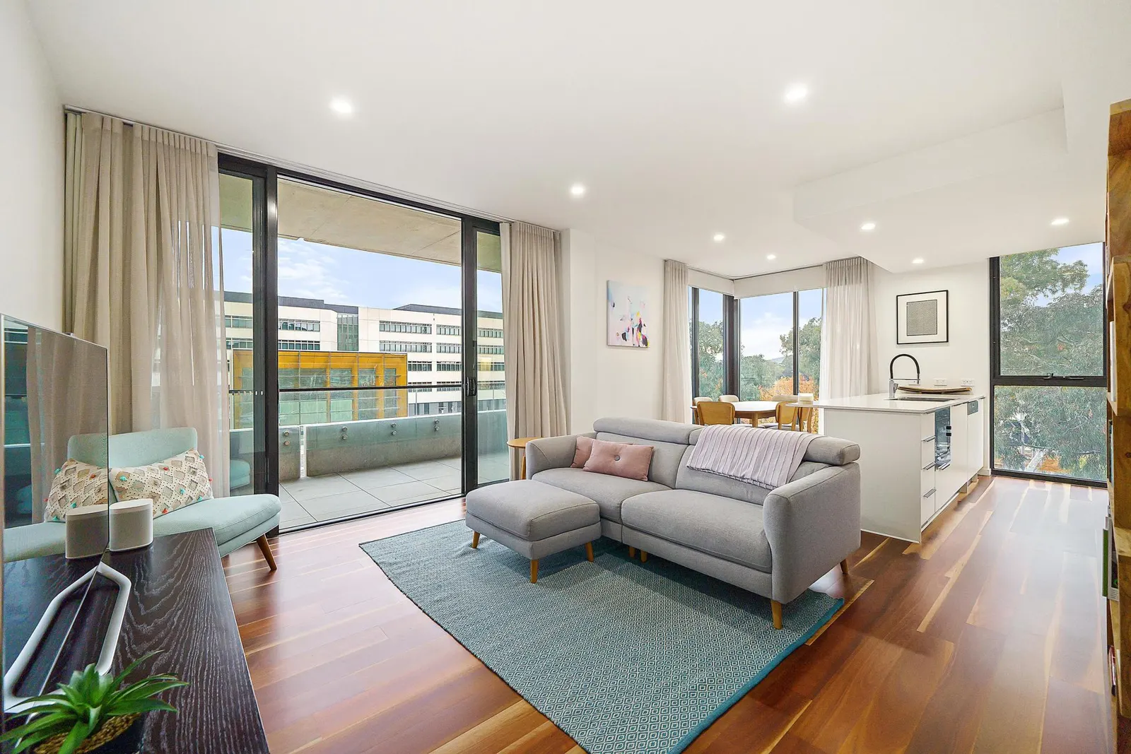 13/81 Constitution Avenue, Campbell, photo 1