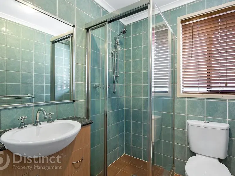 5 Gilday Place, Fadden, photo 7