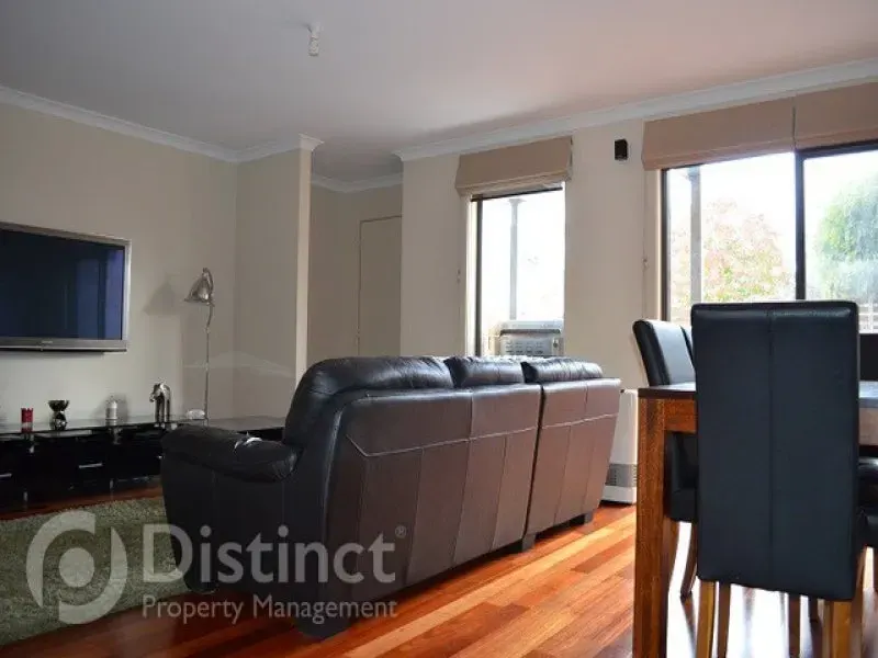 4/17 Luffman Crescent, Gilmore, photo 3