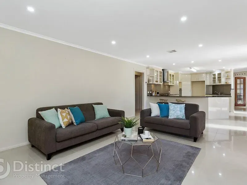 18 Nimbera Street, Harrison, photo 5