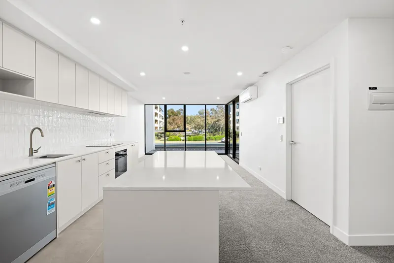 105/220 Melrose Drive, Phillip, photo 6
