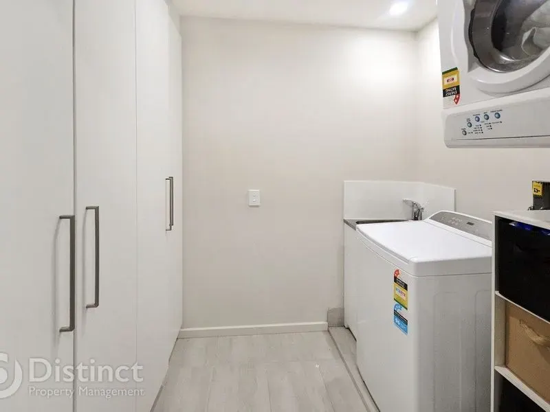 302/325 Anketell Street, Greenway, photo 16