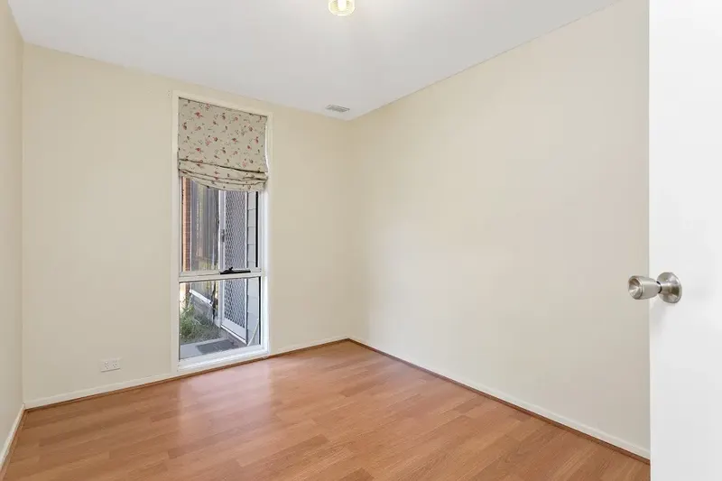 40 Kellermann Close, Holt, photo 8