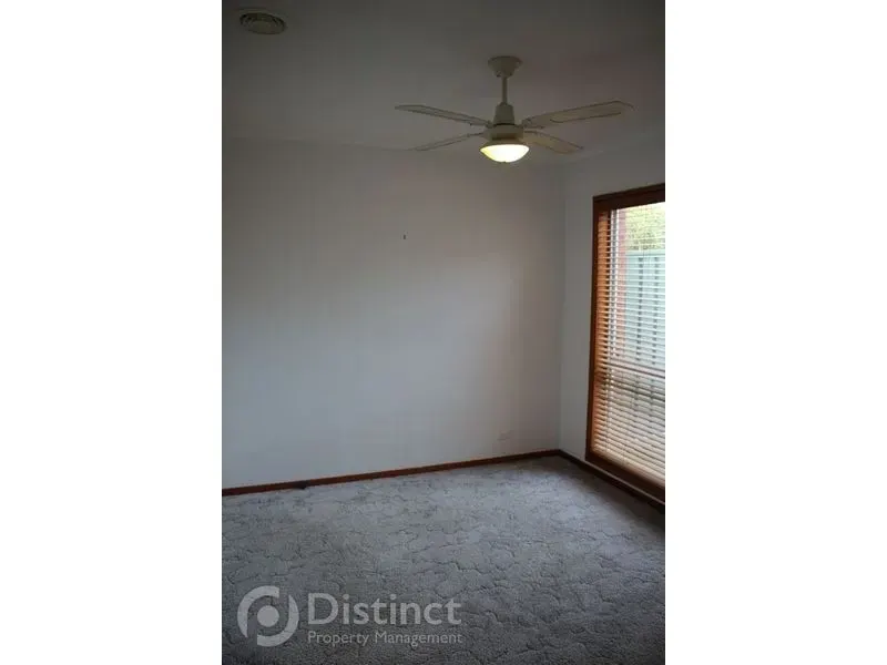 1/15 Moon Place, Gordon, photo 8