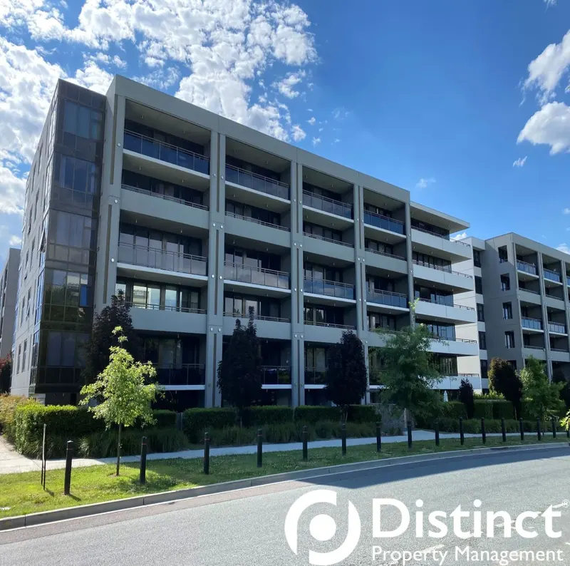 131/32 Blackall Street, Barton