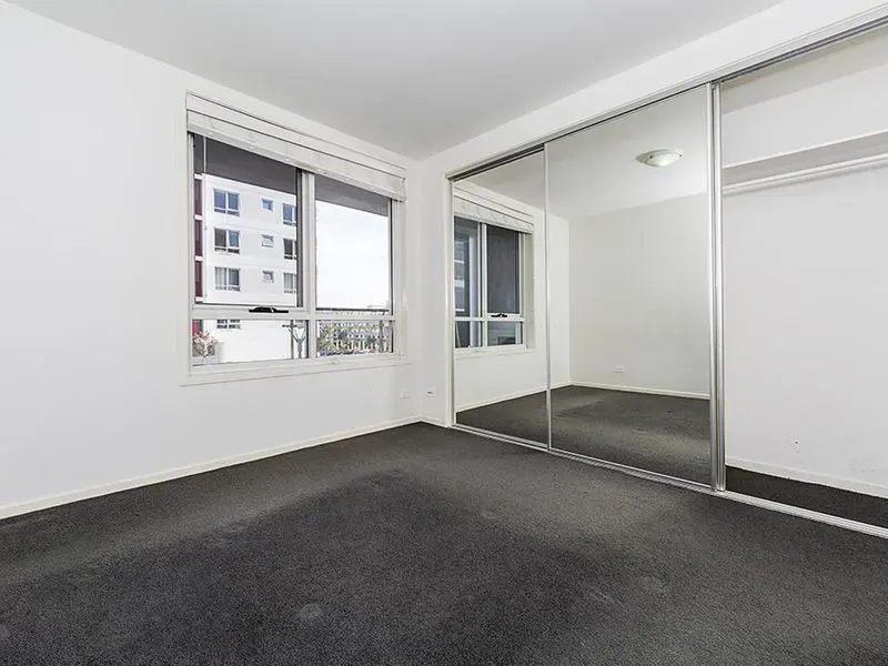 297/80 Chandler Street, Belconnen, photo 5