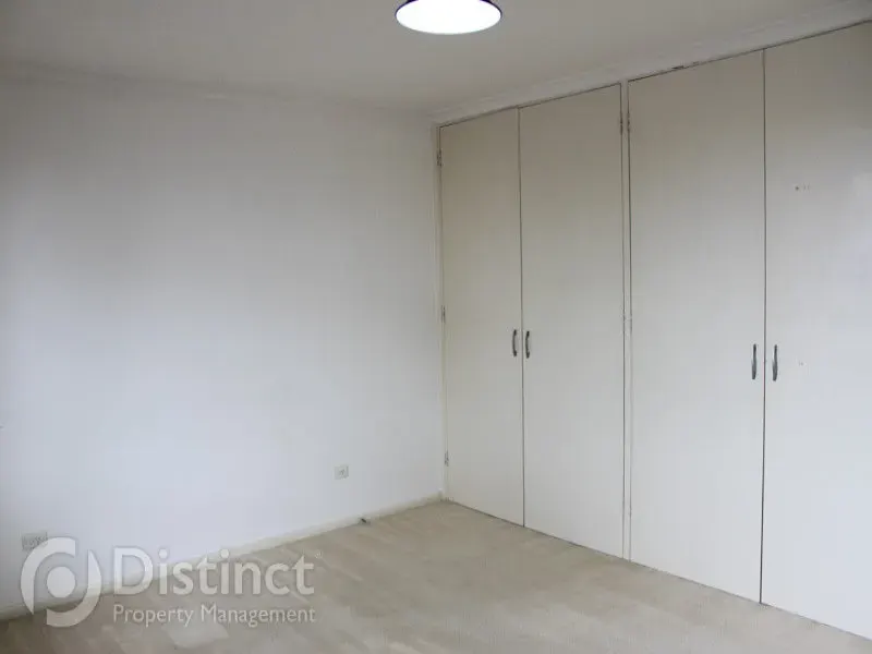 40 Dalley Crescent, Latham, photo 5