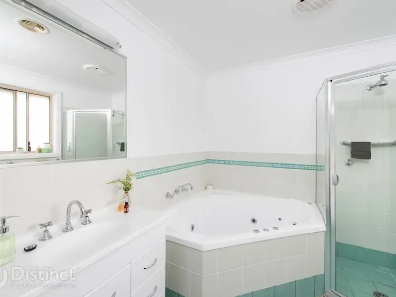 5 Olive Pink Crescent, Banks, photo 10