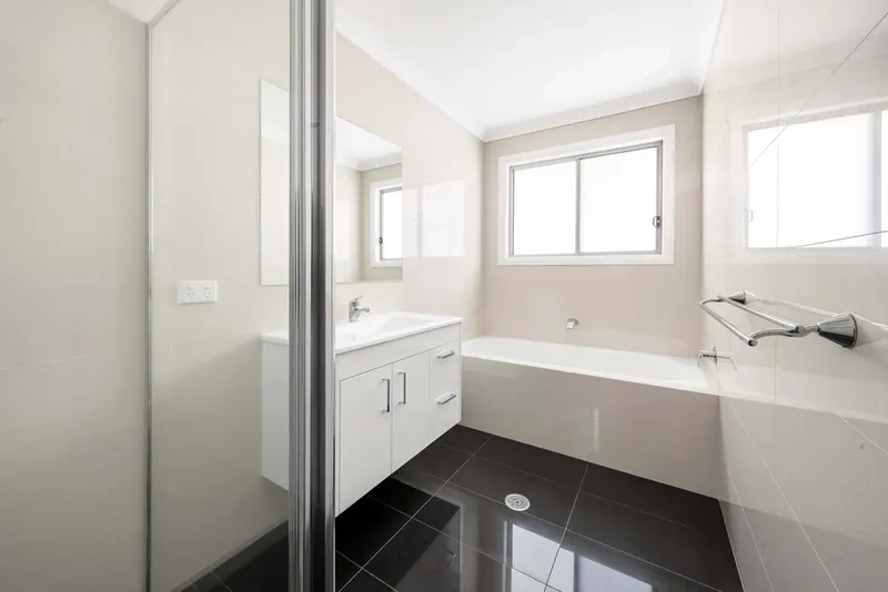 36 Errol Street, Crace, photo 9