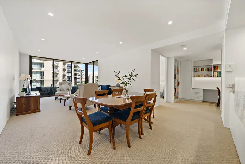 46/5 Burbury Close, Barton, photo 2