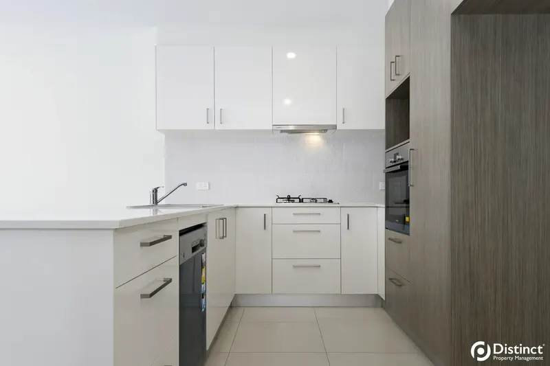 14 Galaxias Street, Throsby, photo 3
