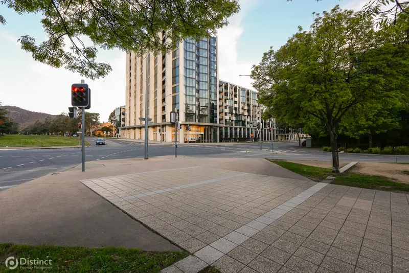 406/81 Cooyong Street, Reid, photo 17