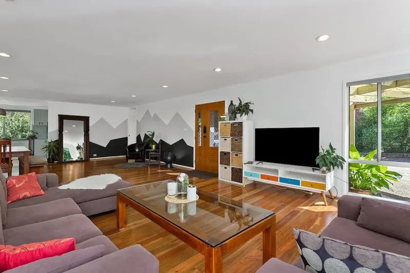 58 Tallara Parkway, Narrabundah, photo 3