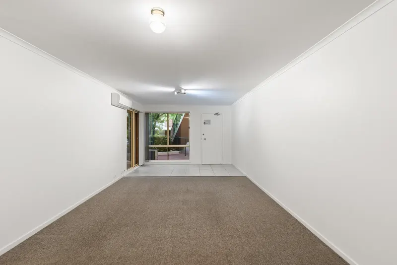 24/44 Jerrabomberra Avenue, Narrabundah, photo 19