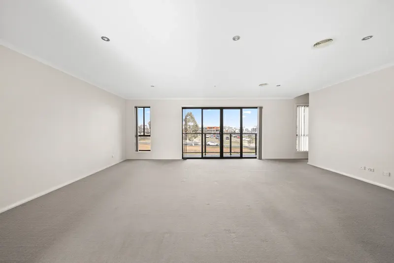119 Anthony Rolfe Avenue, Gungahlin, photo 5