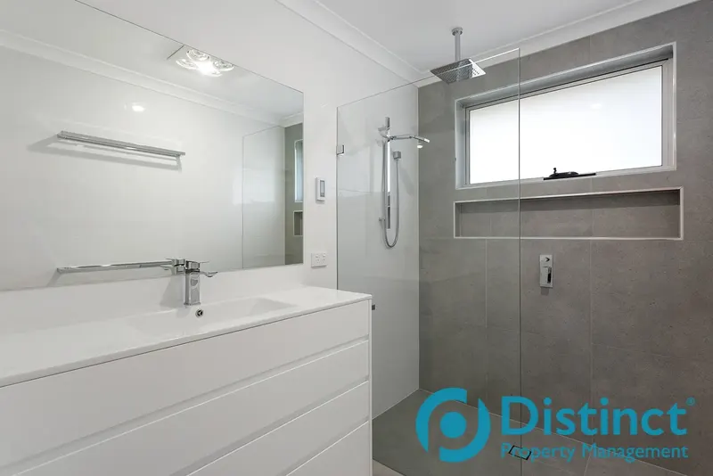 42 Mockridge Crescent, Holt, photo 11