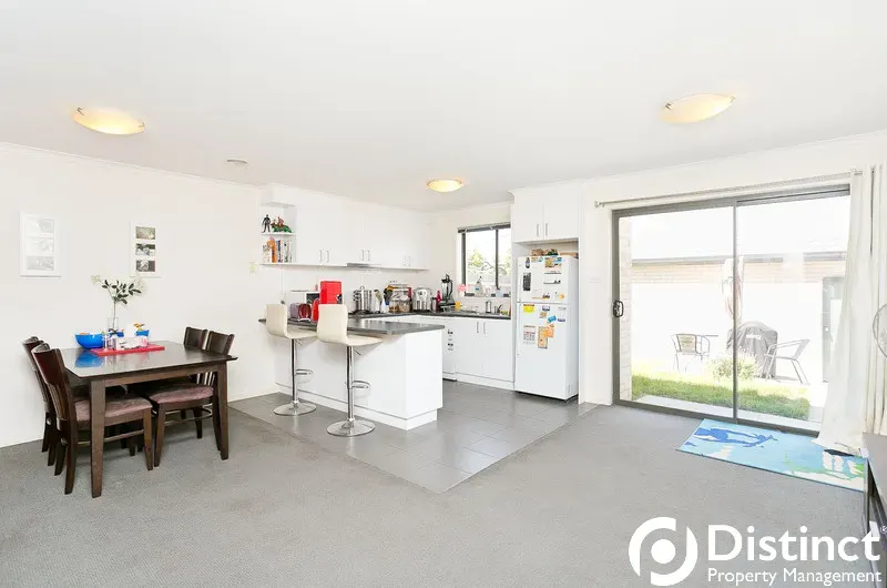 52 Moonlight Avenue, Harrison, photo 2