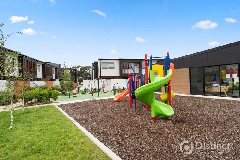 93/1 Rowland Rees Crescent, Greenway, photo 14