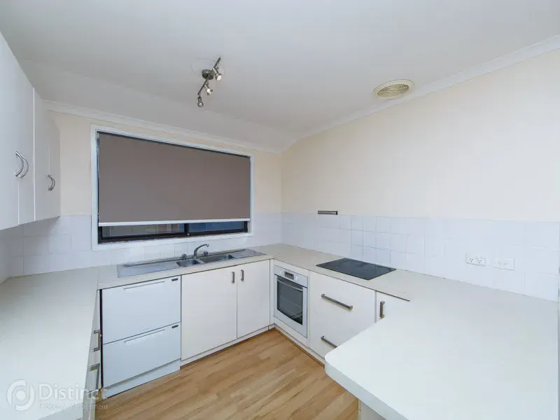 11/2 Hodgson Place, Pearce, photo 2