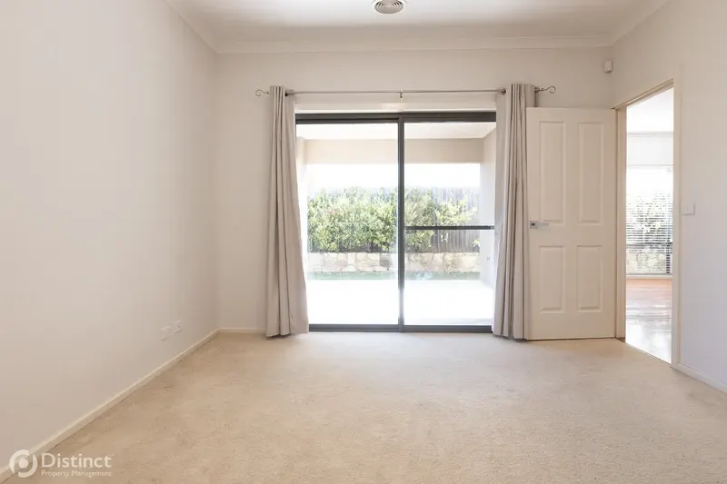 8 Charlotte Barton Street, Franklin, photo 9
