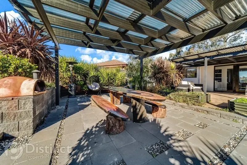 81 Summerland Circuit, Kambah, photo 16