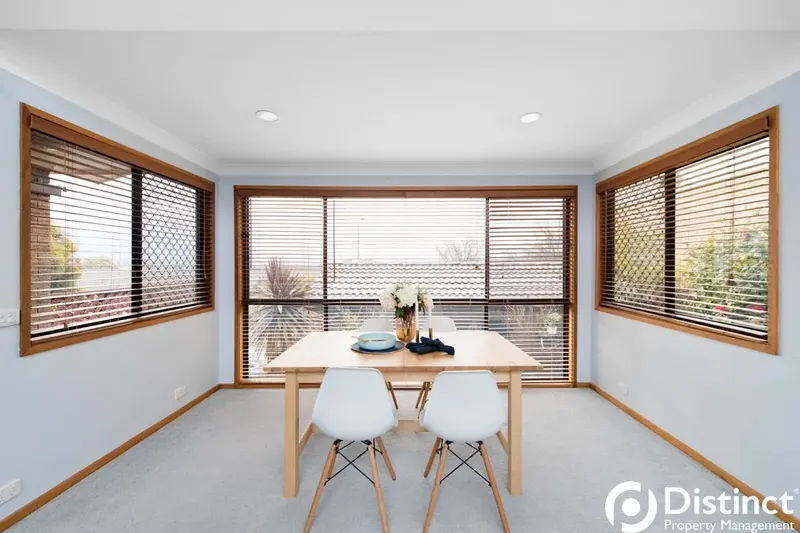 57 Hallen Close, Phillip, photo 8