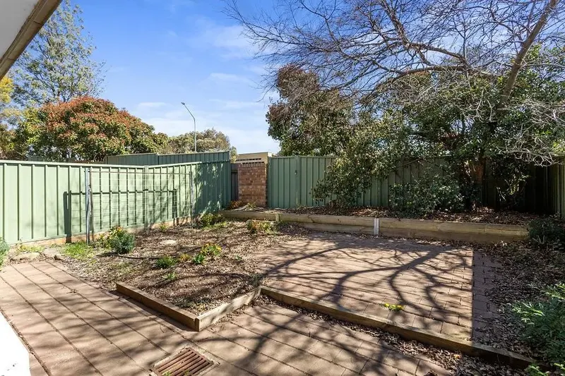 18 Flecker Place, Florey, photo 14