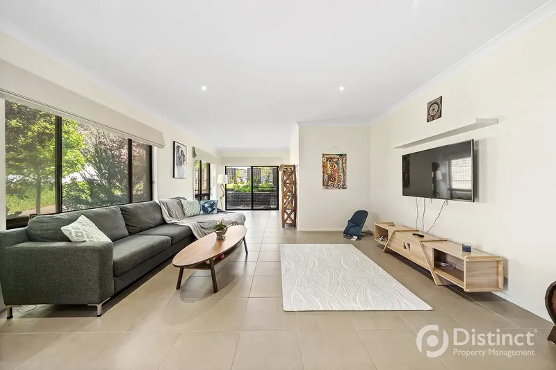 1/12 Lomax Street, Forde, photo 8