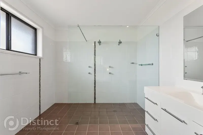 18 Hanrahan Crescent, Dunlop, photo 14