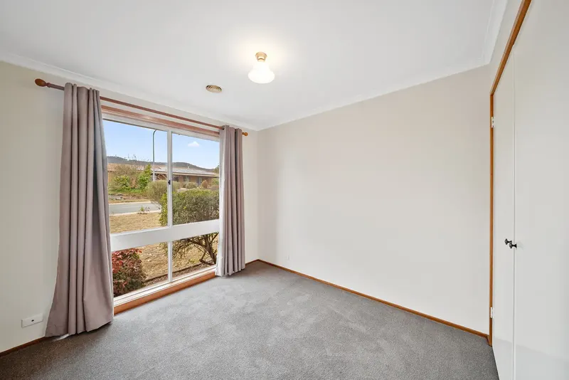 102 Louisa Lawson Crescent, Gilmore, photo 11