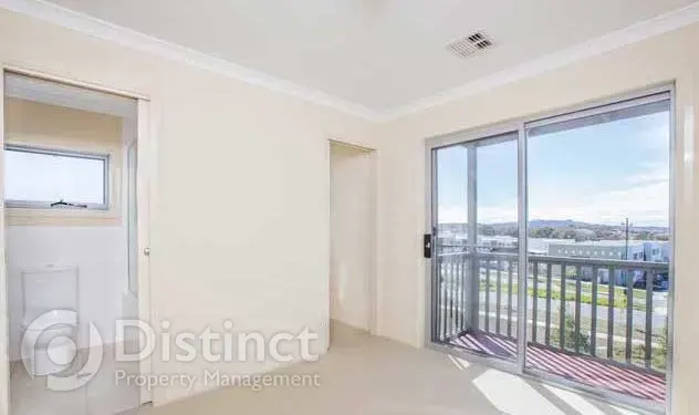 18/5 Keith Waller Rise, Casey, photo 5