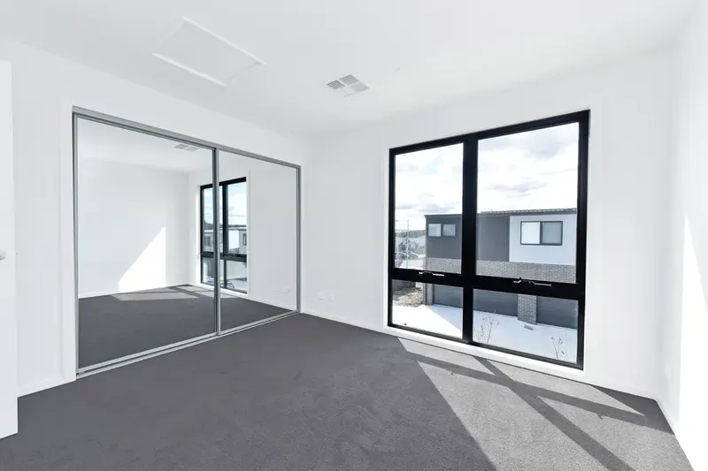 40/18 Cornelius Street, Coombs ACT 2611, photo 6