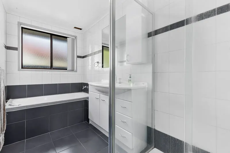 3 Ashley Drive, Wanniassa, photo 12
