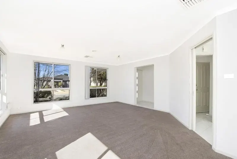 20 Petersilka Street, Gungahlin, photo 6