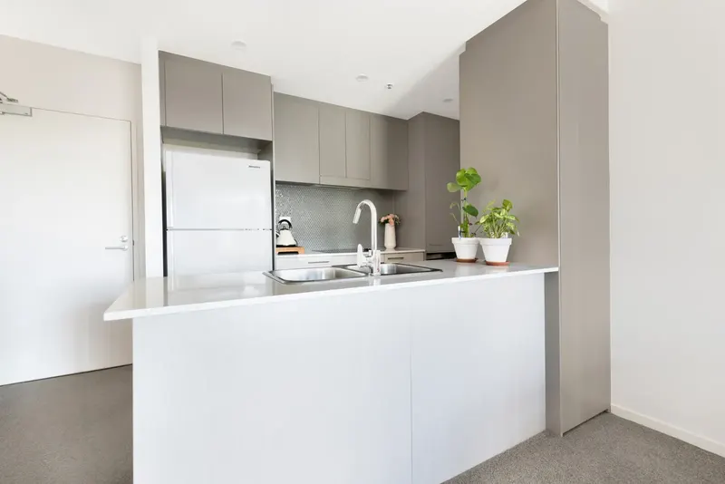 193/7 Irving Street, Phillip, photo 4
