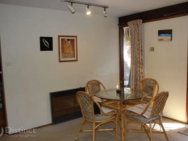 49/85 Crozier Circuit, Kambah, photo 4