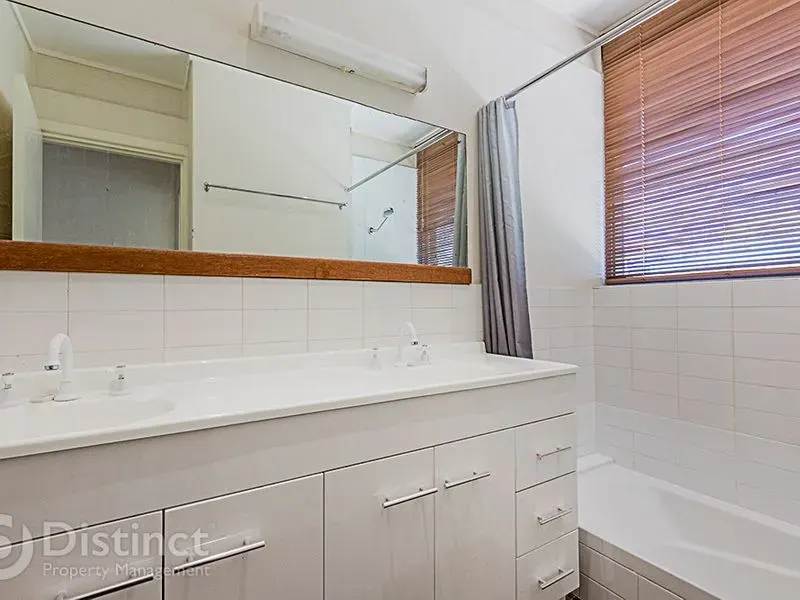 32 Hawker Street, Torrens, photo 6