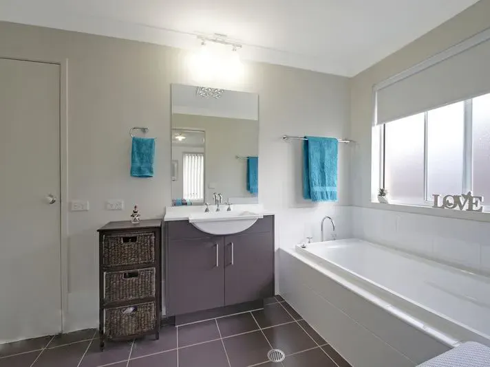 83 Donald Horne Circuit, Franklin, photo 10