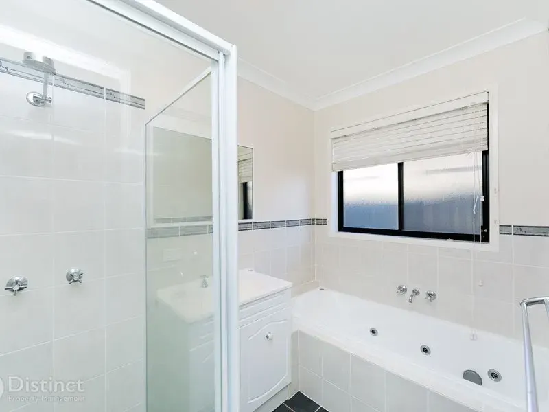 15 Dame Zara Street, Gungahlin, photo 7