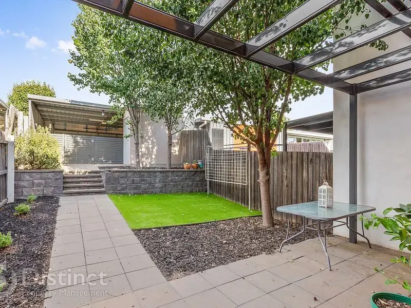10 Dobikin Street, Crace, photo 13
