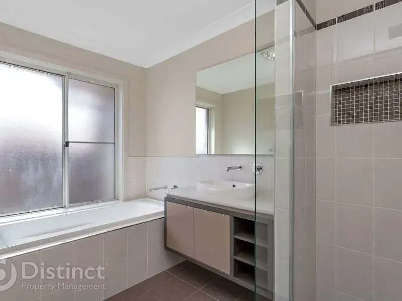 51 Clancy Mckenna Crescent, Bonner, photo 11