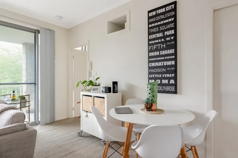 19/123 Lowanna Street, Braddon ACT 2612, photo 4