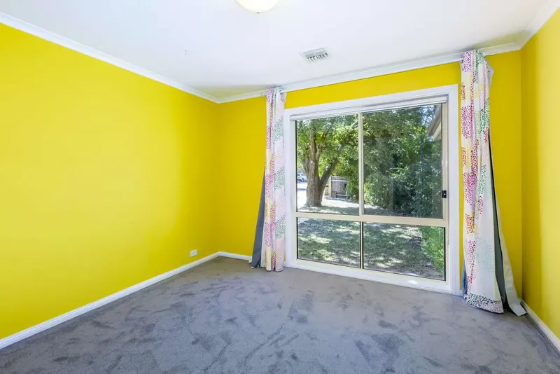 15 Piguenit Close, Lyneham, photo 9