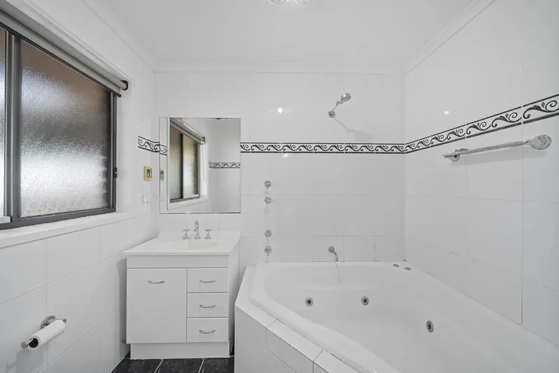 55 O'halloran Circuit, Kambah, photo 11