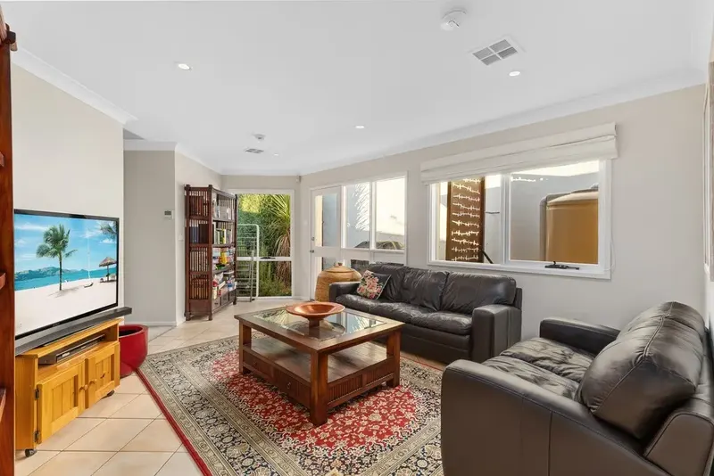 58 Carstensz Street, Griffith, photo 15