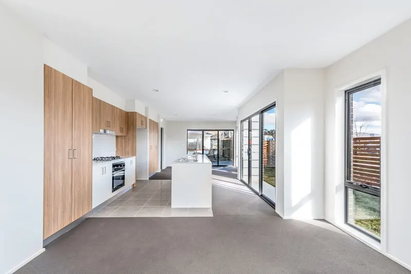 1/14a Rosenberg Street, Throsby, photo 2