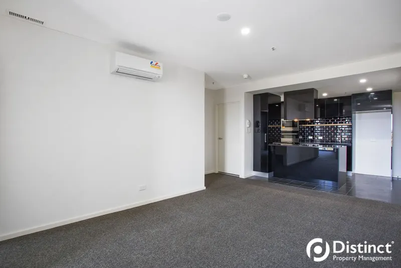 1110/120 Eastern Valley Way, Belconnen, photo 7