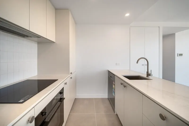 403/220 Melrose Drive, Phillip, photo 3